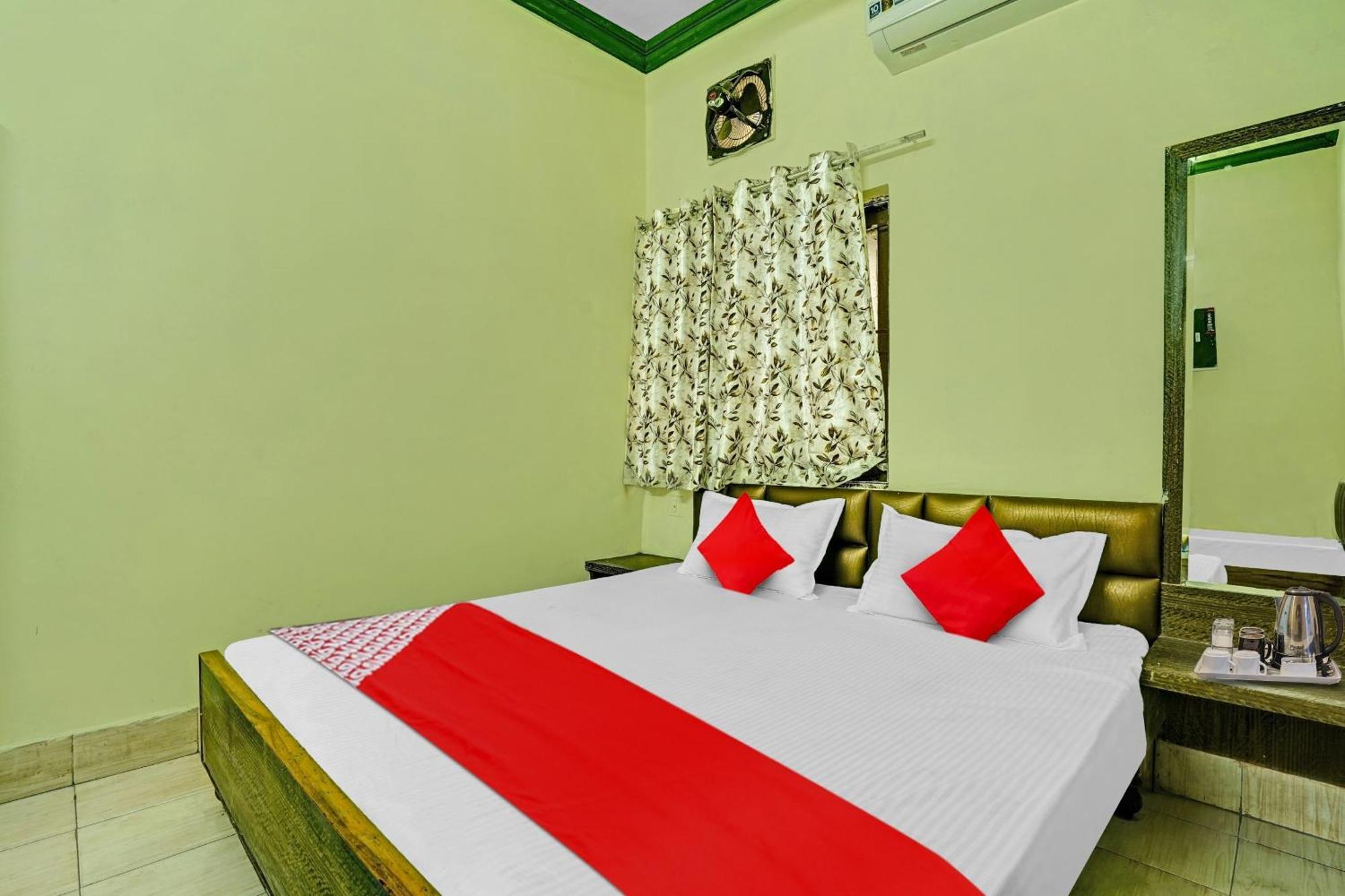 Hotel O B N Palace Rāipur Kültér fotó